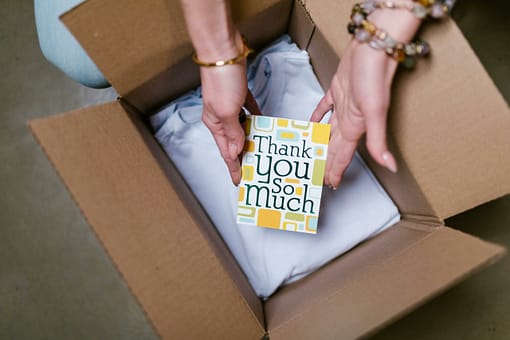 Die Magie von Visionboards und der Blume des Lebens: Mindset-Optimierung durch Symbole 5 Kostenloses Stock Foto zu box, branding, bündeln